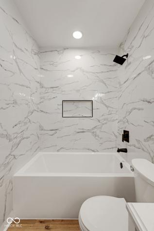 1147 Kelsneland Drive Avon IN 46123