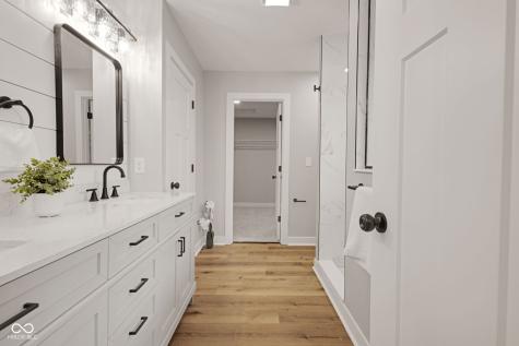 1147 Kelsneland Drive Avon IN 46123