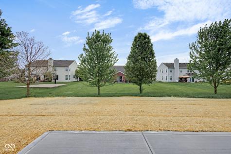 1147 Kelsneland Drive Avon IN 46123