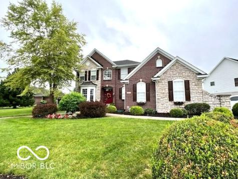 4637 Shadow Ridge Boulevard Greenwood IN 46143