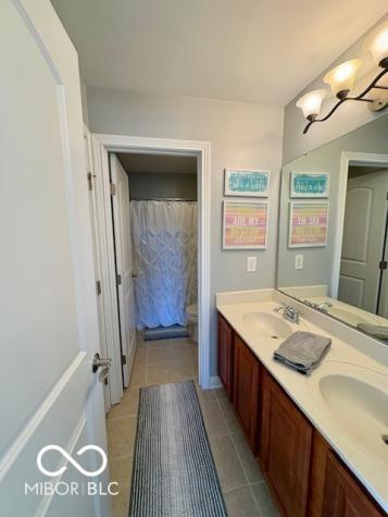 4637 Shadow Ridge Boulevard Greenwood IN 46143