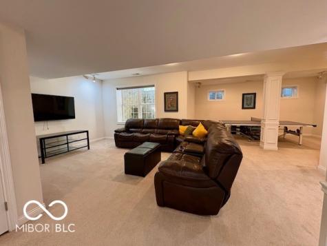 4637 Shadow Ridge Boulevard Greenwood IN 46143