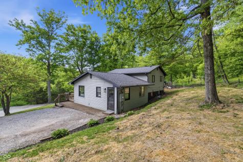 7240 W Division Road Bargersville IN 46106