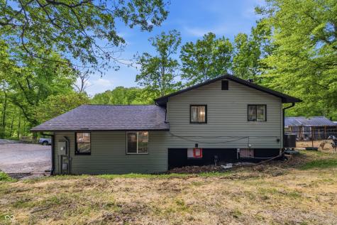 7240 W Division Road Bargersville IN 46106