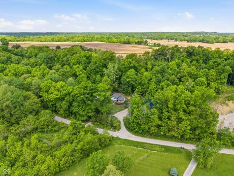 7240 W Division Road Bargersville IN 46106