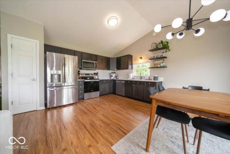 6766 Lexington Circle Zionsville IN 46077
