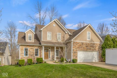 1935 Brookfield Court Columbus IN 47201