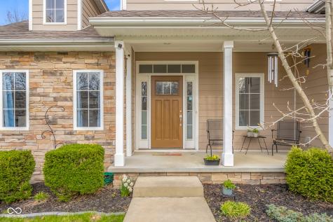1935 Brookfield Court Columbus IN 47201