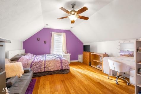 1935 Brookfield Court Columbus IN 47201