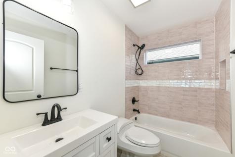 2718 Boulevard Place Indianapolis IN 46208