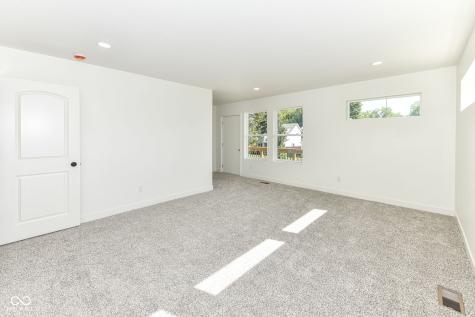 2718 Boulevard Place Indianapolis IN 46208