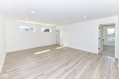 2718 Boulevard Place Indianapolis IN 46208