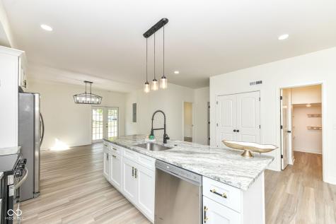 2718 Boulevard Place Indianapolis IN 46208