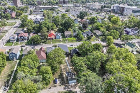 2718 Boulevard Place Indianapolis IN 46208