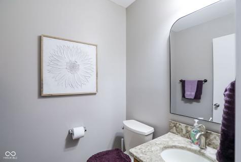 8466 Hill Pine Court Indianapolis IN 46227