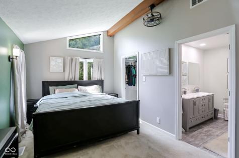 8466 Hill Pine Court Indianapolis IN 46227