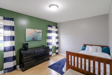 8466 Hill Pine Court Indianapolis IN 46227