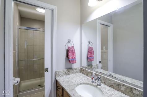 8466 Hill Pine Court Indianapolis IN 46227