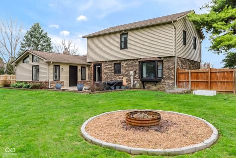8466 Hill Pine Court Indianapolis IN 46227