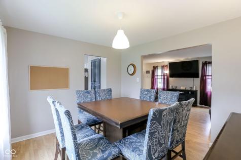 8466 Hill Pine Court Indianapolis IN 46227