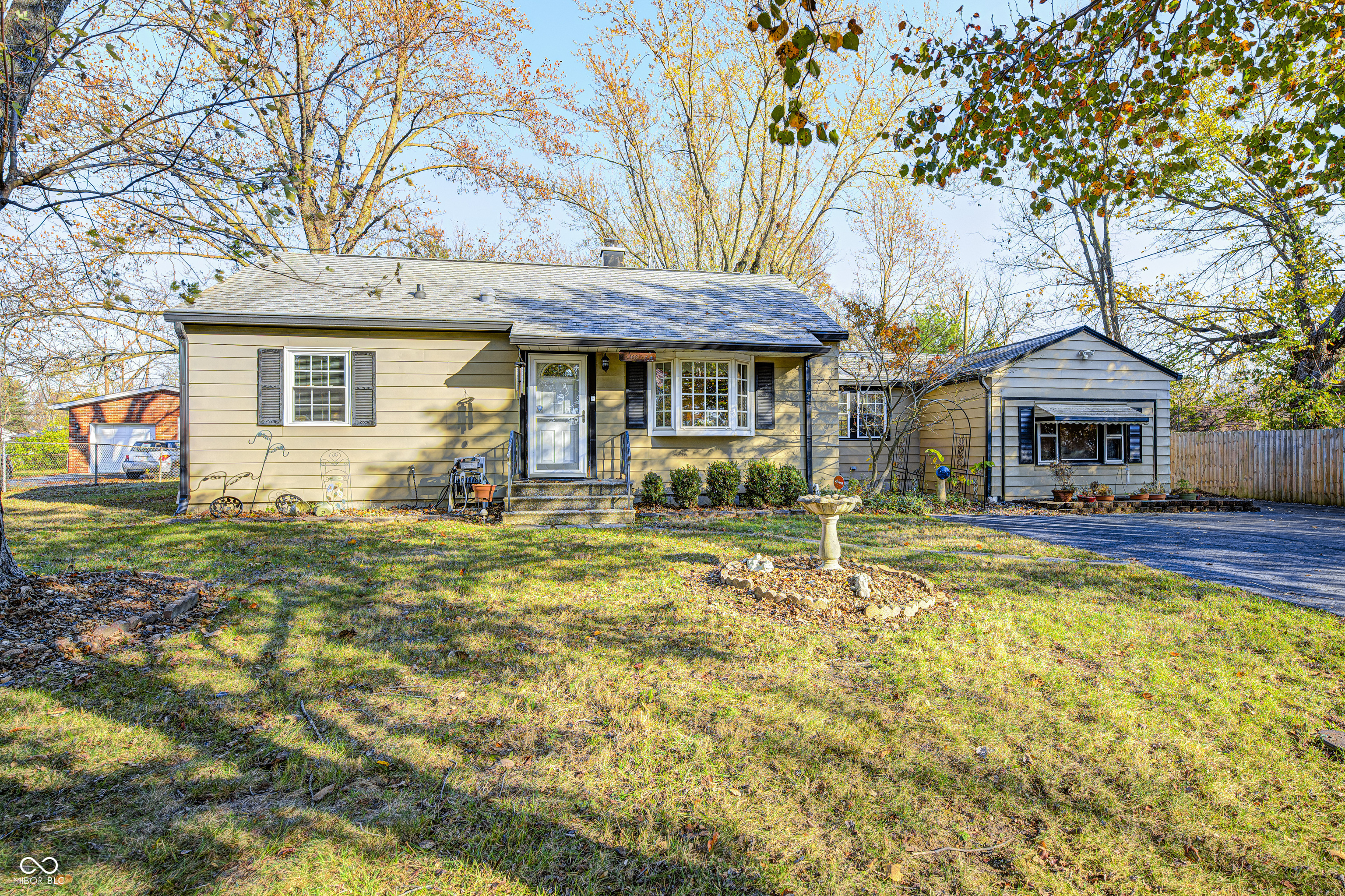 3937 S Olney Street Indianapolis IN 46237