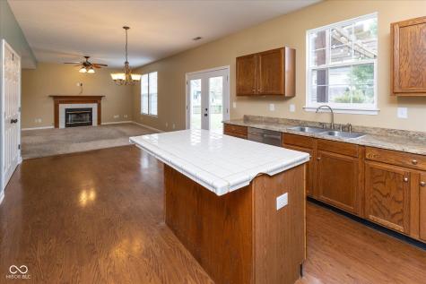 1127 Statesman Drive Brownsburg IN 46112