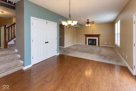 1127 Statesman Drive Brownsburg IN 46112