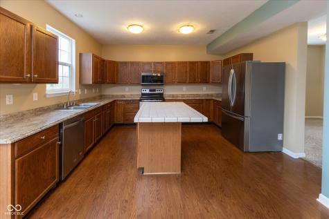 1127 Statesman Drive Brownsburg IN 46112