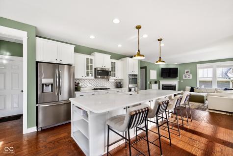 14927 W Black Wolf Run Drive Carmel IN 46033