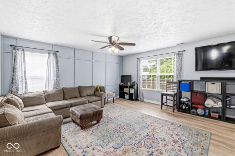 840 Ponderosa Pine Drive Whiteland IN 46184