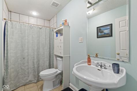 4012 S Loganberry Court New Palestine IN 46163