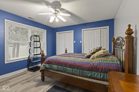 4012 S Loganberry Court New Palestine IN 46163