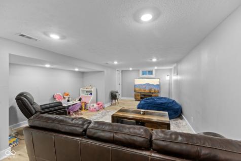 8718 W South County Line Road Camby IN 46113