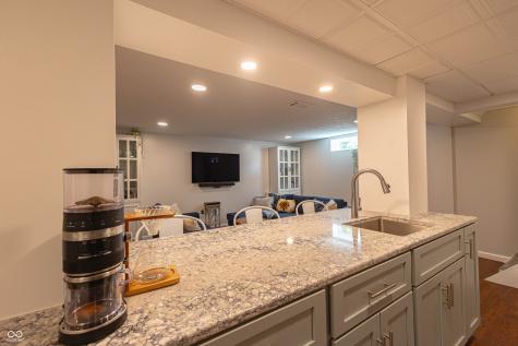 5609 Meadowood Drive Indianapolis IN 46224