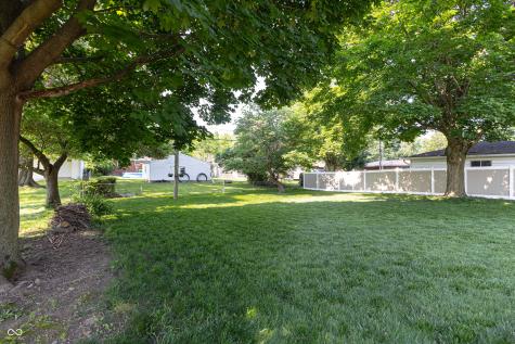 5609 Meadowood Drive Indianapolis IN 46224