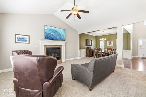 396 Morningside Drive Brownsburg IN 46112