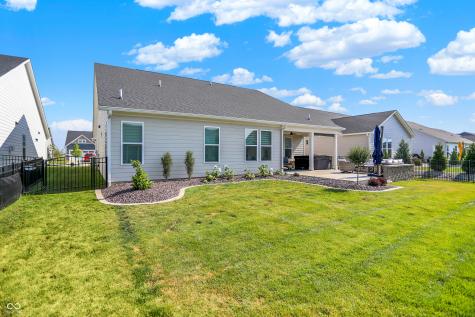 1319 Petit Verdot Drive Westfield IN 46074