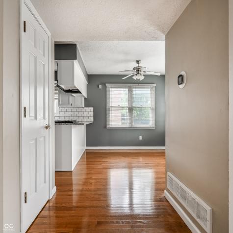 462 E 10th Street Indianapolis IN 46202