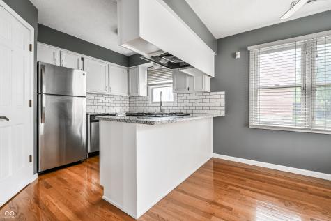 462 E 10th Street Indianapolis IN 46202