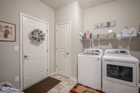 5250 Crabapple Drive Whitestown IN 46075