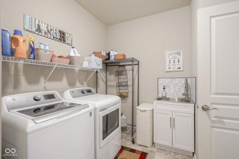 5250 Crabapple Drive Whitestown IN 46075
