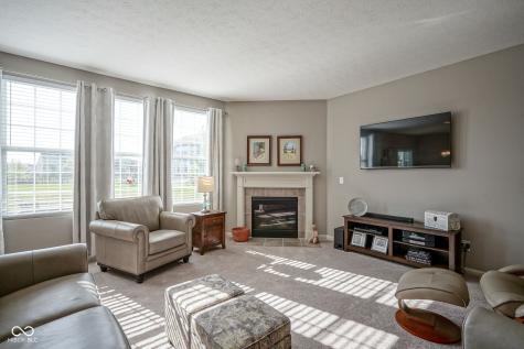 5250 Crabapple Drive Whitestown IN 46075