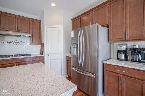 5250 Crabapple Drive Whitestown IN 46075