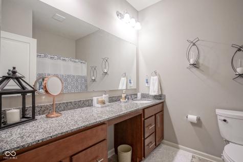 5250 Crabapple Drive Whitestown IN 46075