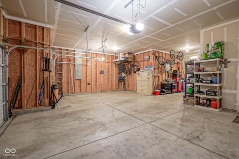 5250 Crabapple Drive Whitestown IN 46075