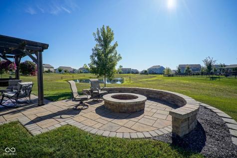 5250 Crabapple Drive Whitestown IN 46075