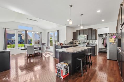 6365 W Riverside Road Mccordsville IN 46055