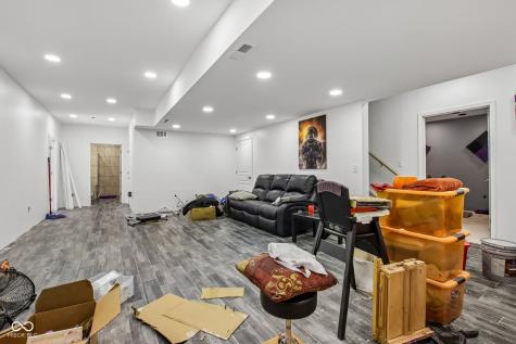 6365 W Riverside Road Mccordsville IN 46055
