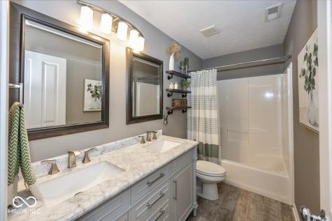 15320 Ackerley Drive Fortville IN 46040