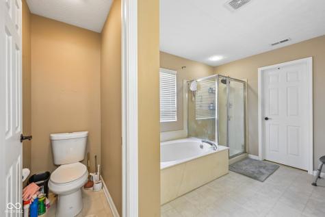 511 Georgetown Road Greenwood IN 46142